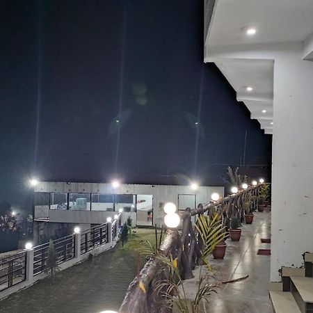 Sparkle Hotel Nanda Rishīkesh Zewnętrze zdjęcie